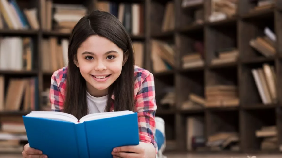 तुमच्या मुलांना अस्खलित इंग्रजी शिकवायचं आहे? या टिप्ससह इंग्रजी बोलण्याचे कौशल्य शिका