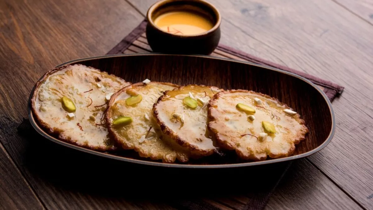 Holi 2024: होळीच्या दिवशी बनवा स्वादिष्ट गुळाचे मालपुआ, या सोप्या पद्धतीने काही मिनिटांत तयार करा