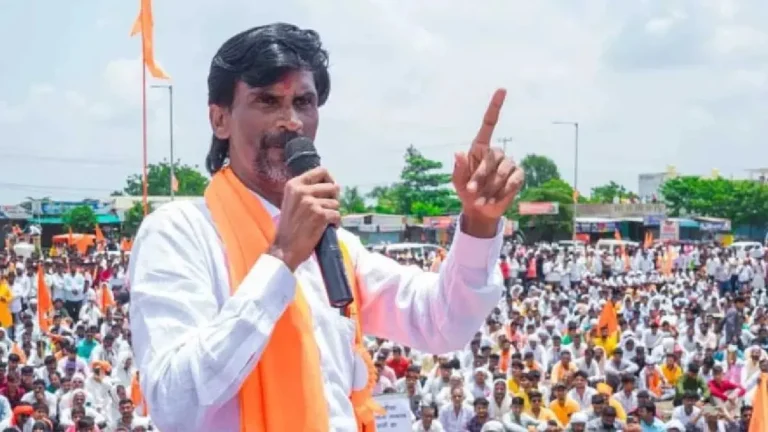 maratha-reservation-issue-manoj-jarange-patil-leaves-for-mumbai-with-lakhs-of-marathas-first-stop-is-junnar