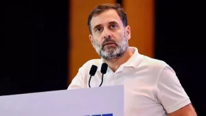 'दिल्लीत सर्वात मोठा घोटाळा कोणी केला?', निवडणुकीदरम्यान राहुल गांधींची AAP वर टीका