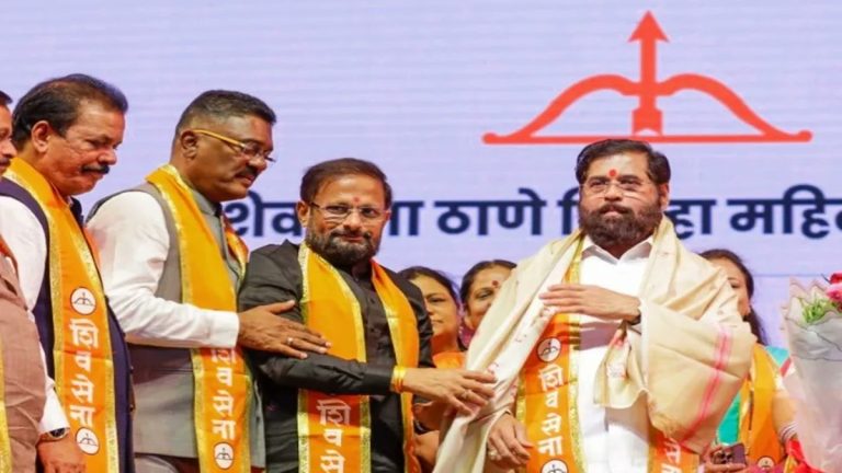 live-thane-lok-sabha-election-results-2024-updates-naresh-ganpat-mhaske-of-shiv-sena-shinde-group-and-rajan-vichare-of-uddhav-thackeray-group-news-in-marathi