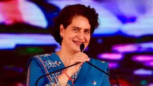संसदेत आणखी एक गांधी, प्रियंका आज घेणार शपथ, पहिल्यांदाच गांधी कुटुंबातील तीन सदस्य असणार संसदेत एकत्र