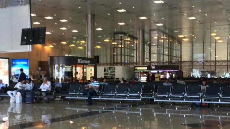 pune-airport-two-arrested-at-pune-airport-for-bringing-exotic-species-of-snakes-rabbits-parrots-from-bangkok