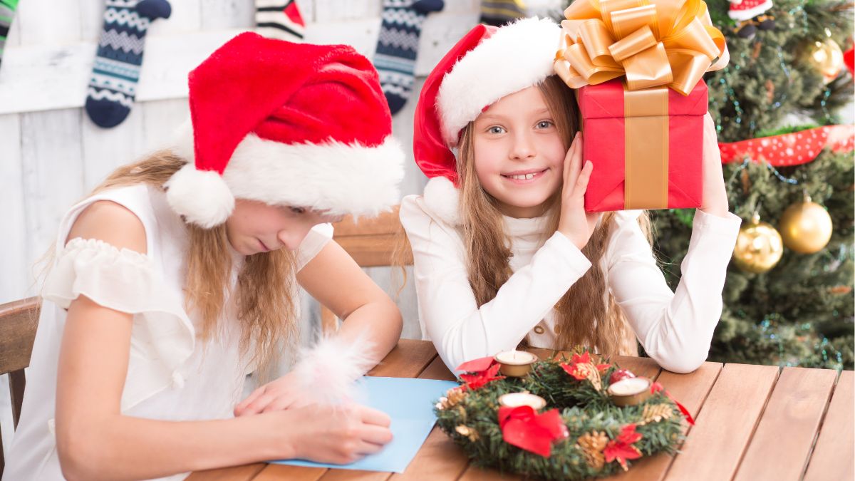 Secret Santa म्हणून देऊ नका या 5 भेटवस्तू, नात्यात कायमची निर्माण होऊ शकते दरी!