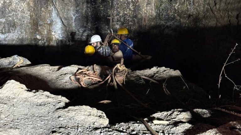 assam-mine-accident-updates-one-died-due-to-water-filling-in-assam-mine-8-workers-still-trapped-rescue-operation-continues