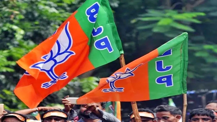 solapur-municipal-corporation-election-bjp-conducts-three-day-interviews-for-prospective-candidates