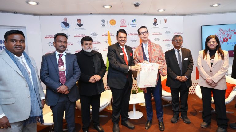 cm-devendra-fadnavis-signs-mou-worth-rs-625457-crore-at-world-economic-forum-at-davos
