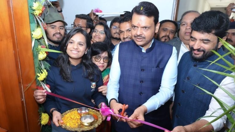 cm-devendra-fadnavis-inaugurates-office-for-marathi-sahitya-sammelan-at-maharashtra-sadan-in-navi-delhi