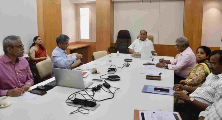 gbs-virus-cases-increased-in-maharashtra-minister-hasan-mushrif-taken-review-meeting-on-gbs-virus