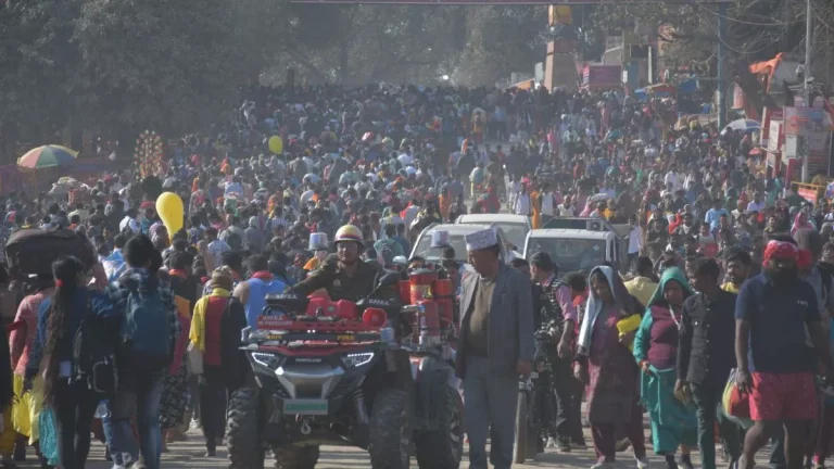mahakumbh-2025-administration-ban-on-all-types-of-vehicles-in-mahakumbh-mela-area-and-prayagraj