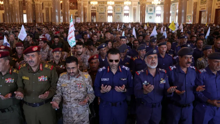 massive-attack-by-houthi-rebels-missiles-fired-at-us-warplanes-and-mq-9-reaper-drones