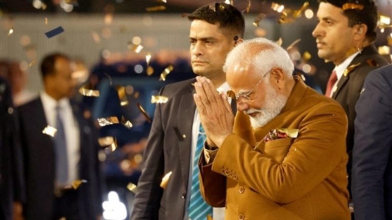 pm-narendra-modi-on-bjps-victory-in-delhi-election-result-2025-development-of-delhi-to-maharashtra-farmer-all-top-10-point-modi-speech