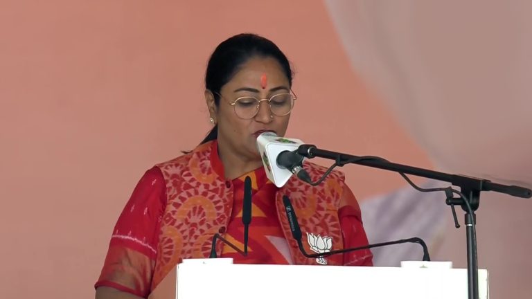 delhi-new-cm-oath-ceremony-bjp-leader-rekha-gupta-take-oath-as-new-delhi-cm-and-6-minister-take-oath