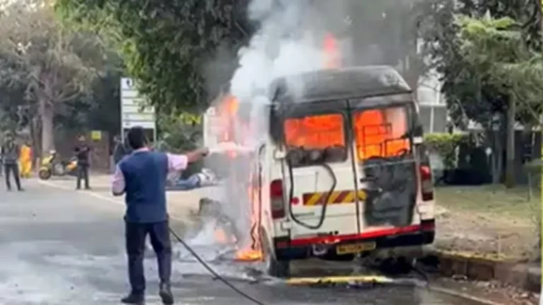 police-make-big-revelation-in-pune-bus-accident-say-driver-distressed-over-salary-cut-set-fire-to-bus
