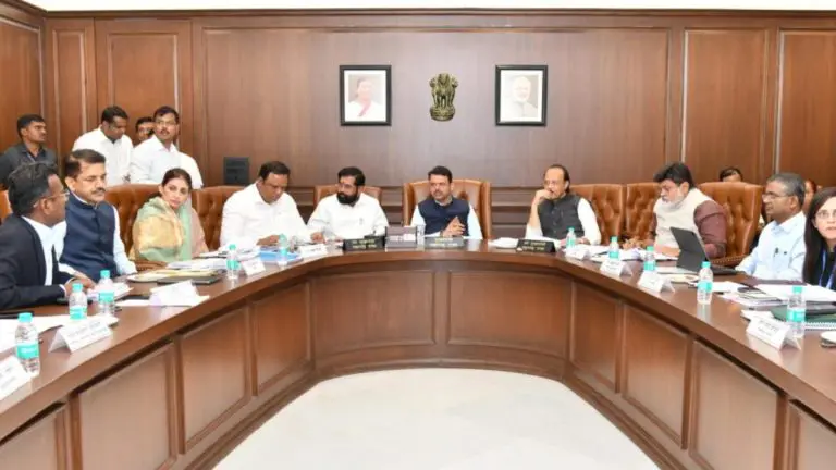 new-investment-of-rs-3-lakh-crore-will-come-to-maharashtra-from-projects-under-davos-agreement