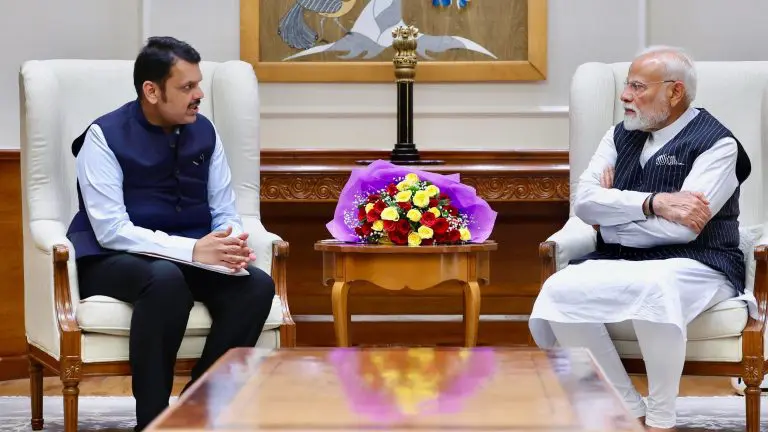 chief-minister-devendra-fadnavis-met-prime-minister-narendra-modi