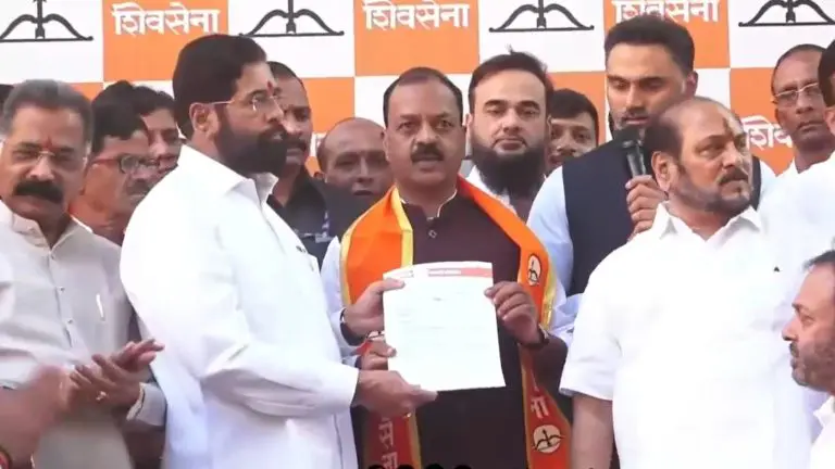eknath-shinde-a-big-setback-for-the-uddhav-thackeray-group-two-former-mlas-join-eknath-shindes-shiv-sena