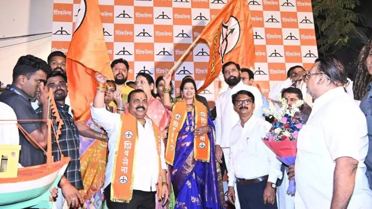 operation-tiger-large-number-of-leaders-from-uddhav-thackeray-sharad-pawar-group-join-eknath-shinde-shiv-sena