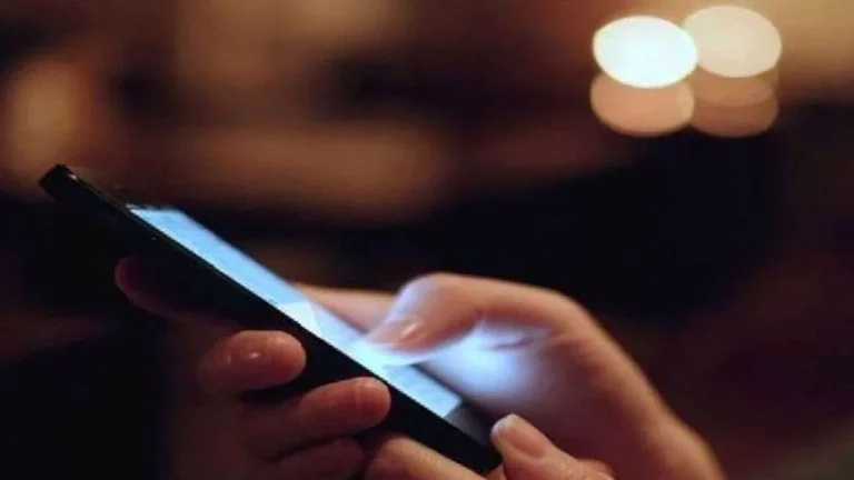 nagpur-wife-hacks-husbands-whatsapp-uncovers-multiple-affairs-and-pornographic-content-leading-to-rape-case-and-arrest
