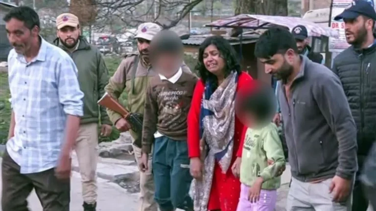 pahalgam-terror-attack-toll-feared-at-27-maharashtra-victims-include-punes-jagdale-and-ganbote-dombivlis-disale-and-mone-odisha-man-also-killed-22-pune-tourists-narrowly-escape
