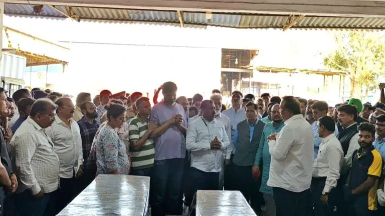 pahalgam-terror-attack-update-bodies-of-those-killed-in-pahalgam-attack-arrive-in-mumbai