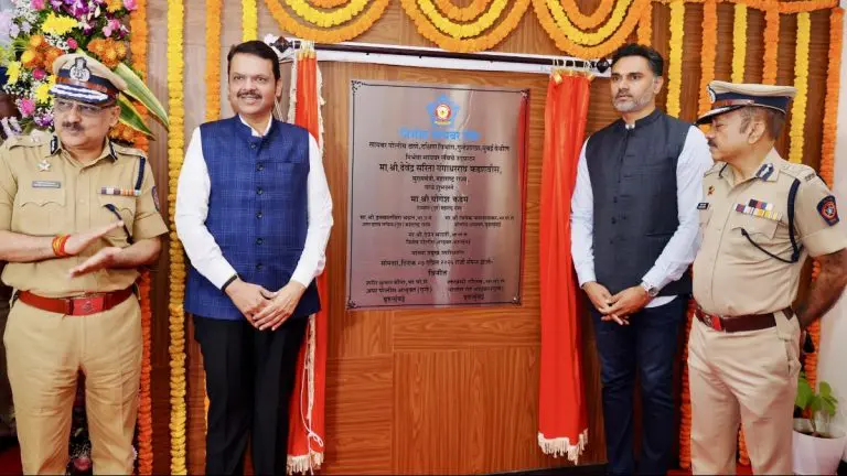 cm-devendra-fadnavis-inaugurates-mumbai-police-nirbhaya-cyber-lab-in-mumbai