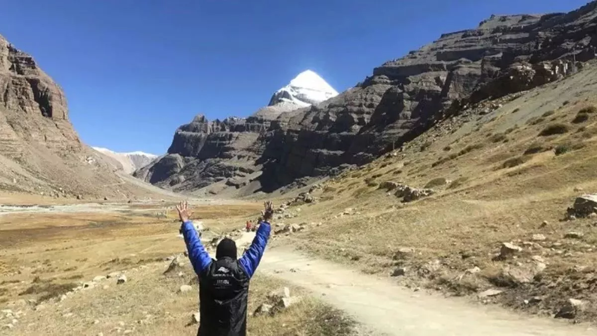 International Mountain Day 2025: पर्वतांना आहे काळजीची गरज, तुमच्या कचऱ्याची नाही;  वाचा पर्यावरणपूरक पर्यटनाला चालना देण्याचे 5 सोपे मार्ग