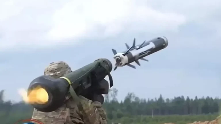 indian-army-foils-major-pakistani-drone-and-missile-attack-on-military-bases-in-15-cities-including-srinagar-and-chandigarh-following-operation-sindoor