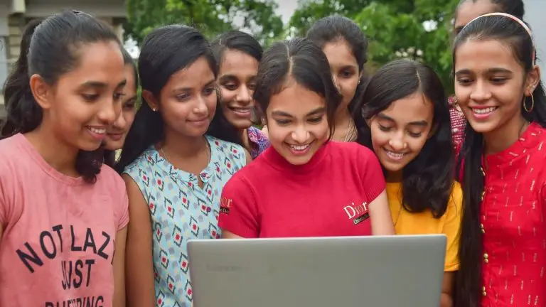 maharashtra-12th-result-2025-update-nashik-division-result-91-31-percent-144136-students-passed-the-exam