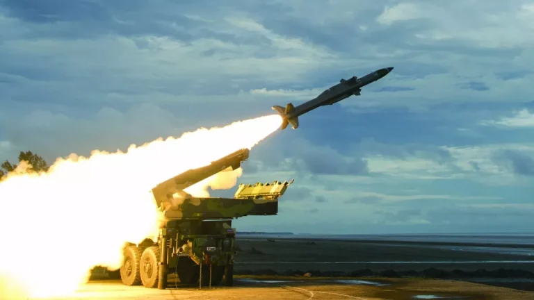 india-develops-indigenous-project-kusha-missile-defence-system-to-rival-s400-capabilities-bolstering-national-security