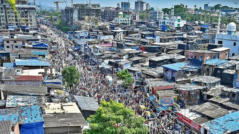 maharashtra-news-dharavi-will-be-redeveloped-in-an-environmentally-friendly-and-integrated-manner-devendra-fadnavis