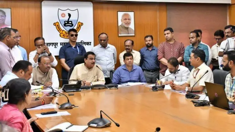 nagpur-news-ocw-should-ensure-smooth-water-supply-in-nagpur-gadkari-reviews-development-works