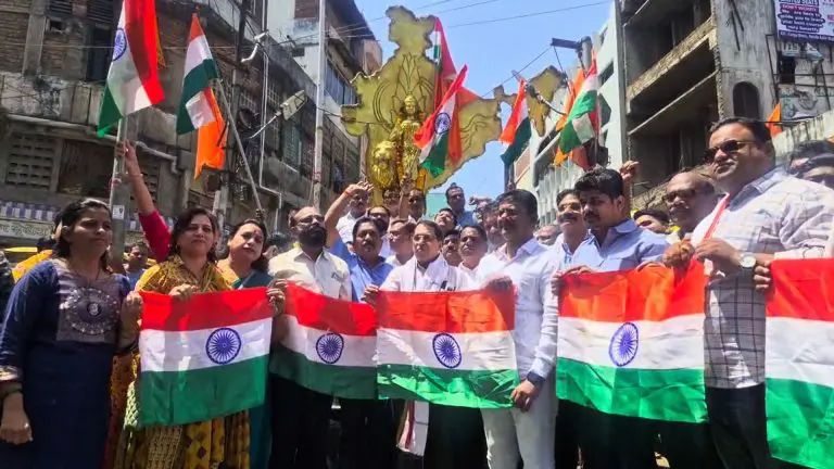 india-strike-on-pakistan-india-gave-a-befitting-reply-bjp-workers-celebrate-in-nagpur