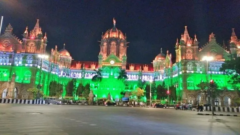 tricolour-csmt-mumbai-illuminates-in-tricolour-to-celebrate-success-of-operation-sindoor