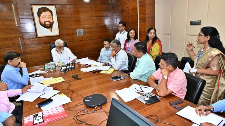 education-news-facilities-will-be-provided-for-the-empowerment-of-vidyanikethan-school-school-education-minister-dada-bhuse