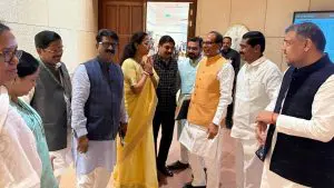 Maharashtra Politics: माणिकराव कोकाटेंचा राजीनामा घ्या; मविआच्या खासदारांची थेट केंद्रीय मंत्र्यांकडे मागणी