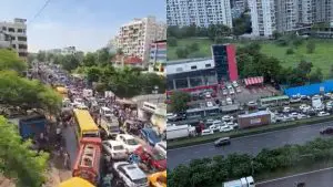 Pune News: पुण्यातील वाहतूक कोंडी सुटणार? अजित पवारांनी नितीन गडकरींकडे केली 'ही' मागणी 