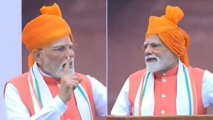 PM Modi Look: पंतप्रधान मोदींनी परिधान केले भगवा फेटा आणि तिरंगी साफा, जाणून घ्या त्यांचा यावर्षीच्या लूकबद्द्दल