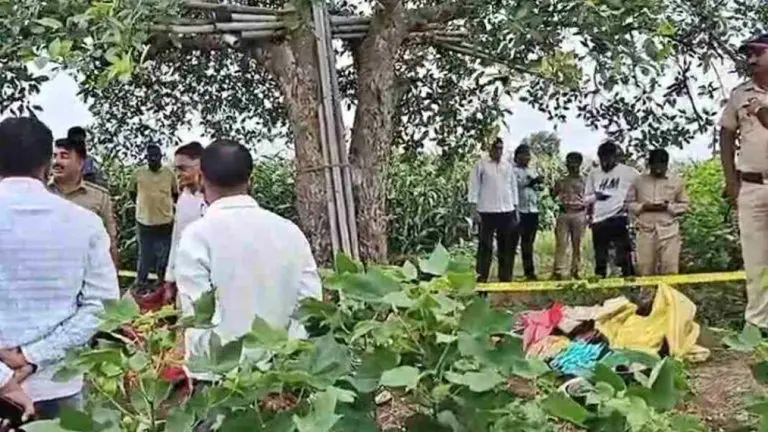 jalgaon-news-five-of-a-family-dead-after-coming-in-contact-with-live-wire-placed-around-farmland