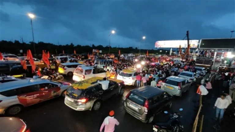 manoj-jarange-reaches-mumbai-ahead-of-maratha-quota-protest-on-azad-maidan