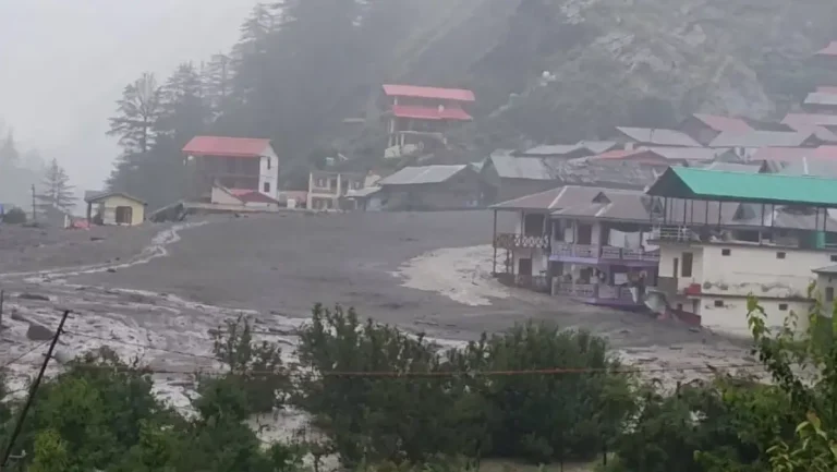 uttarkashi-cloudburst-51-tourists-from-maharashtra-safe-in-uttarakhand-floods