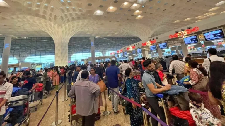 mumbai-airport-issues-passenger-advisory-amid-heavy-rains