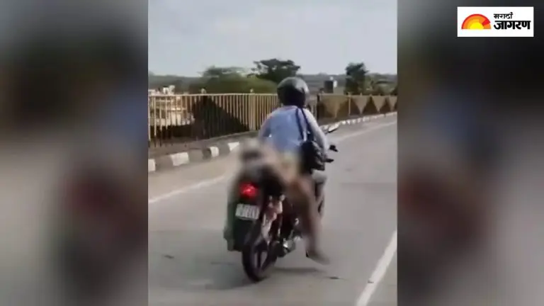 man-carries-wifes-body-on-bike-after-fatal-accident-no-one-do-help-viral-video