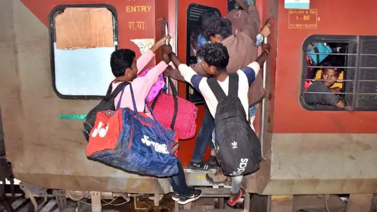 indian-railways-implemented-airplane-luggage-rule-passengers-may-have-to-pay-big-fine
