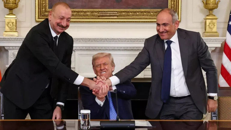 azerbaijan-and-armenia-sign-historic-peace-deal-mediated-by-donald-trump-ending-decades-of-conflict