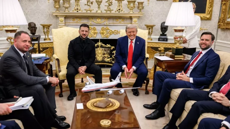 trump-and-zelenskyy-discuss-peace-and-100-billion-dollar-arms-deal-during-white-house-meeting
