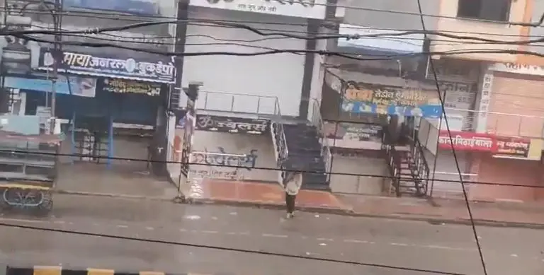 maharashtra-rains-torrential-rains-in-washim-district-many-villages-lost-contact-holidays-declare