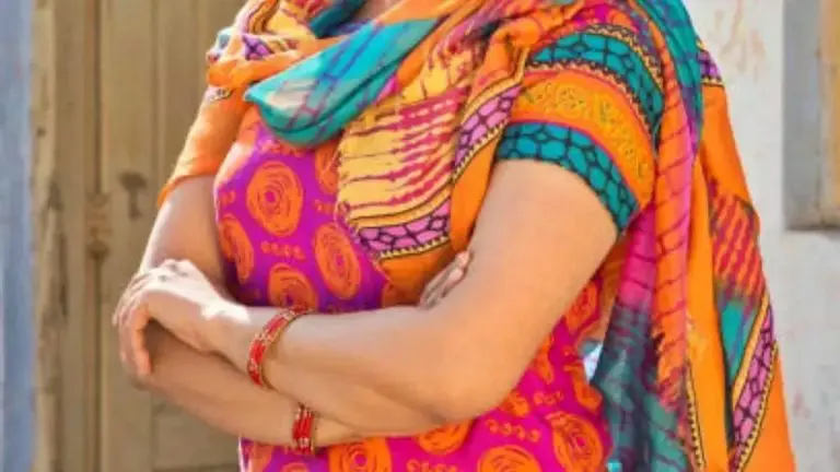 love-affair-of-married-woman-unique-condition-wife-wants-to-live-with-husband-and-lover-15-15-days-alternatively