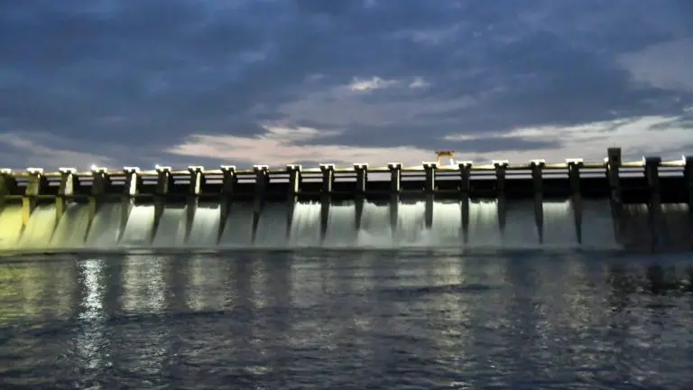 2-lakh-cusecs-of-water-discharge-from-jayakwadi-paithan-dam-know-the-status-of-dams-in-maharashtra