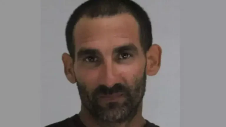 indian-origin-man-brutally-murdered-in-america-kills-him-over-washing-machine-dispute-in-front-of-wife-and-child